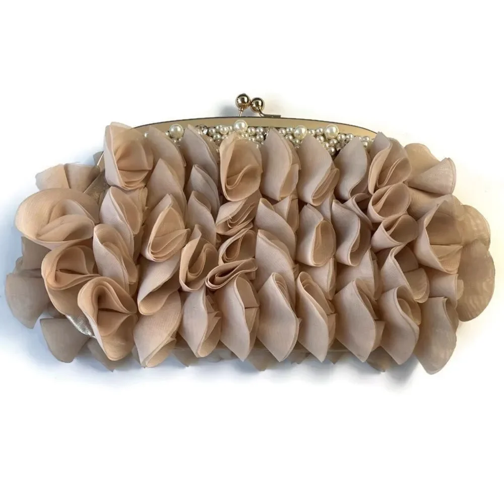 Bebe Clutch Rose Ruffles Silvana NATURAL